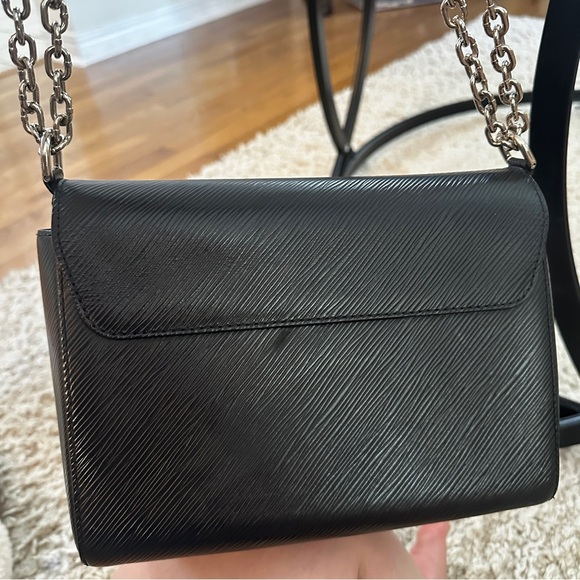 Authentic Louis Vuitton MM TWIST - Picture 3 of 17